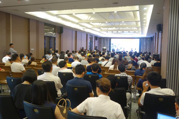 縫制設備大佬與家紡大佬齊聚震澤聚力智能制造睡眠健康(一)