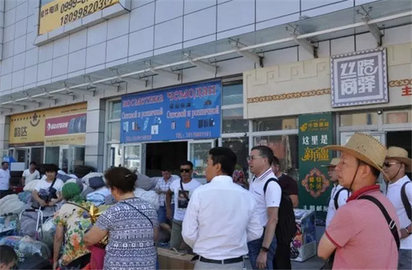 �ຼ�Ҽ�������һ��һ·�����M�½�֮������˹վ