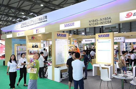 �������I���R���Ϻ���Ʒ�Ҿ�չ�A���_Ļ���c����