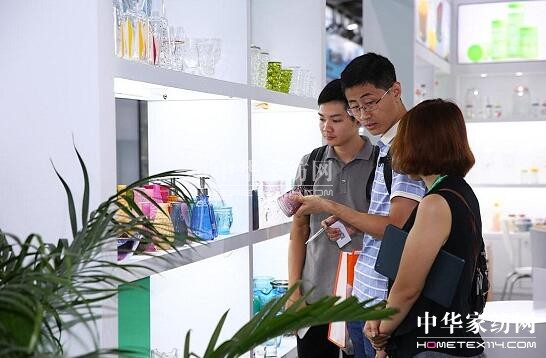 �������I���R���Ϻ���Ʒ�Ҿ�չ�A���_Ļ���c����