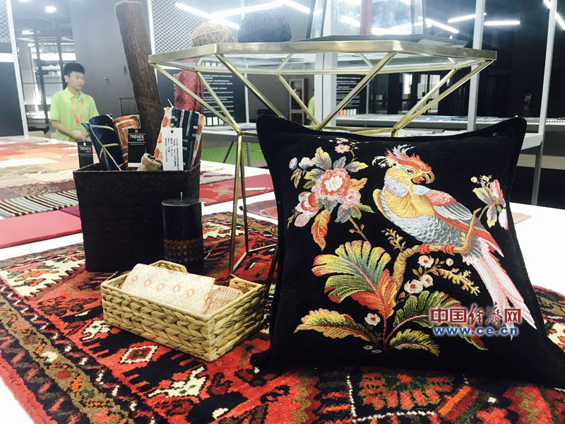 ���Iڅ���Ϻ��ﶬ�Ҽ�չ�_Ļ