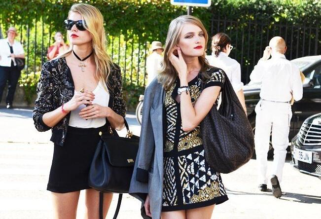 �·��b�ˣ��Ї����b�W��ɫ��Ŀ�Ͼ� �������ģ�