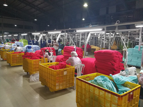 中國家紡代表團訪問印尼最大毛巾企業