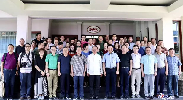 孫瑞哲率團(tuán)考察印尼當(dāng)?shù)仄髽I(yè),展望國際合作共贏之路