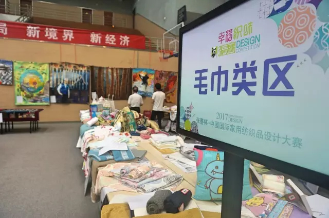 �Ҹ�������ζϯ����ͨ������������300���Ҽ��aƷ��Ů��ʣ�