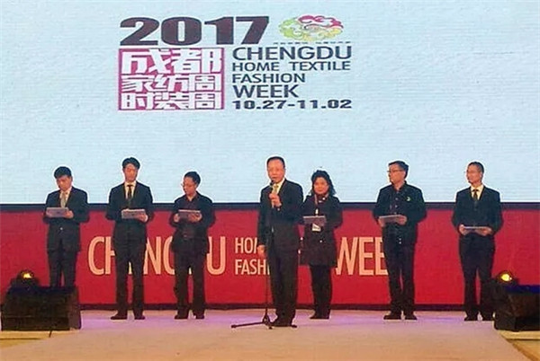 �r�����I���2017�ɶ��Ҽ���•�ɶ��r�b�������ݾ��ʆ�Ļ