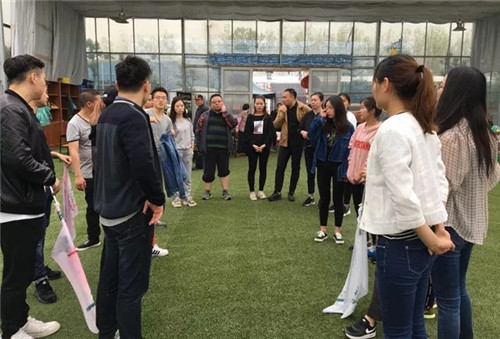 �Pʢ����F����ӨO���澳���ƵZͬ����