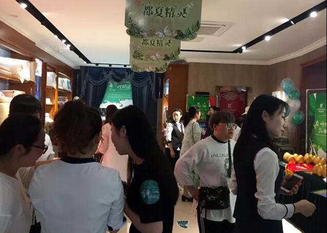 ���Լ�����ϯ˯�߹�|�Pʢ�Ҽ���������f����˯�������x��