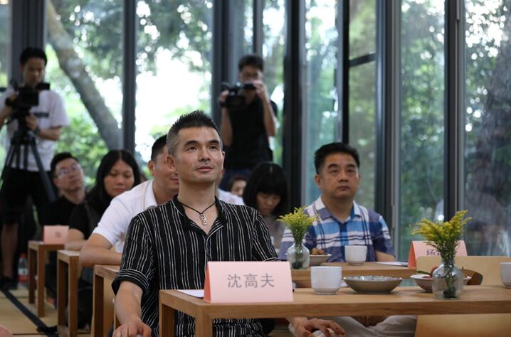 ����Ȼ���ؾ��������һ�����ӵİl����