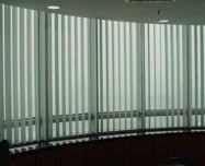 ���~����