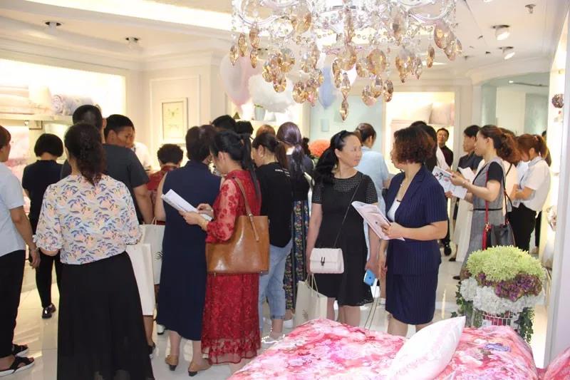 ��Ʒ•�������Ҽ�2019�ﶬ��Ʒ�l(f��)����(hu��)�A�M�չ���