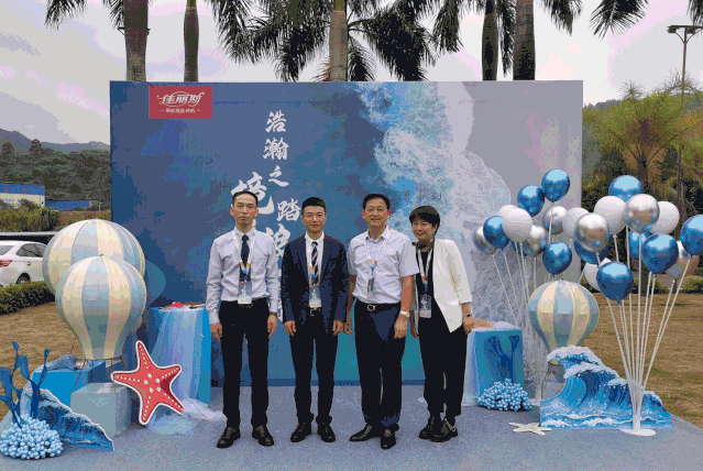 �����֮����̤��ǰ�С���������˹2021������Ʒ�l(f��)�����A�M�ɹ���