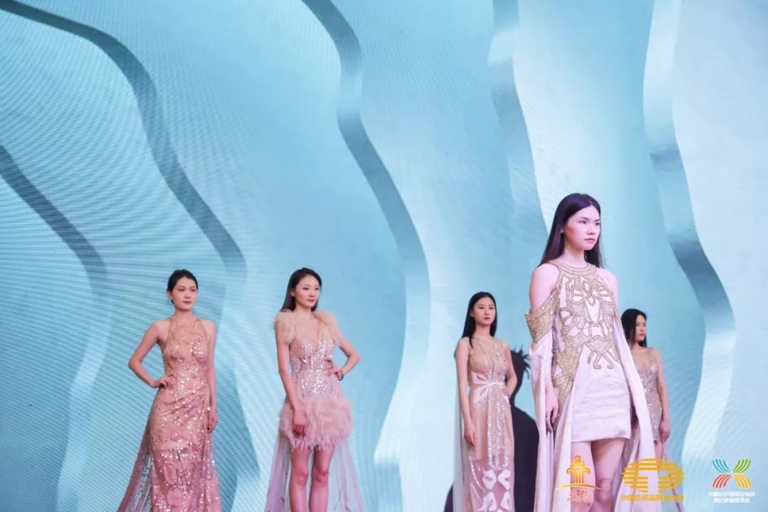 鋪就專精特之路,實現高質量發展--2022中國紡織供應鏈大會在南通隆重舉行