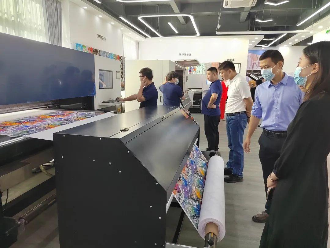 ��ʼ���Ʒ���aӡˇչʾ���ĳɹ���Ļ���F���l������ذ���Ʒ